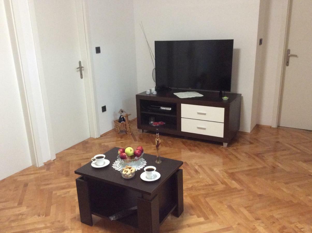 Apartment Karla SNB Lozovac Dış mekan fotoğraf