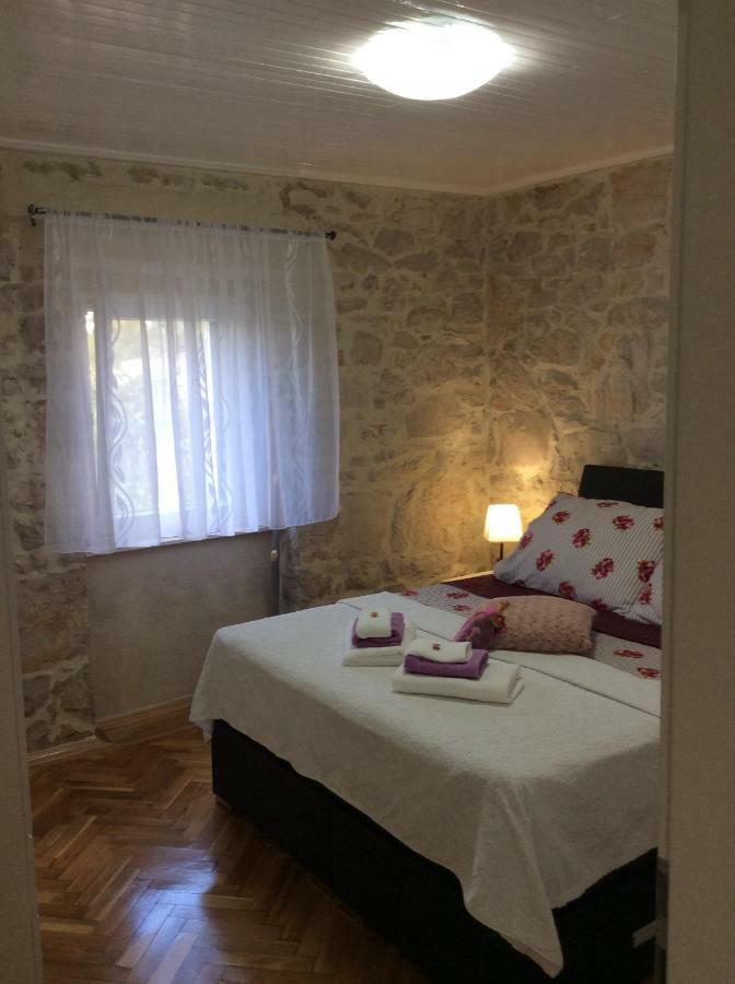 Apartment Karla SNB Lozovac Dış mekan fotoğraf