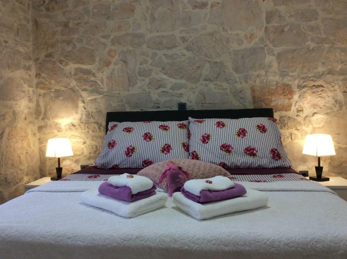 Apartment Karla SNB Lozovac Dış mekan fotoğraf