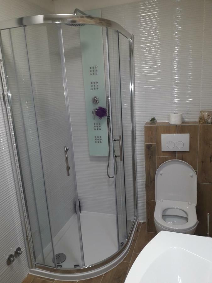 Apartment Karla SNB Lozovac Dış mekan fotoğraf