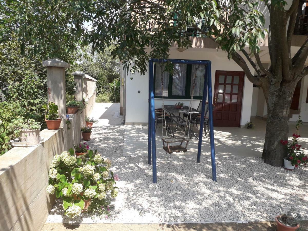 Apartment Karla SNB Lozovac Dış mekan fotoğraf