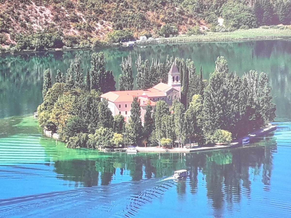 Apartment Karla SNB Lozovac Dış mekan fotoğraf