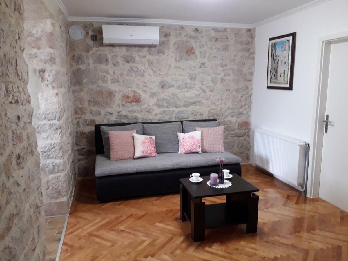 Apartment Karla SNB Lozovac Dış mekan fotoğraf